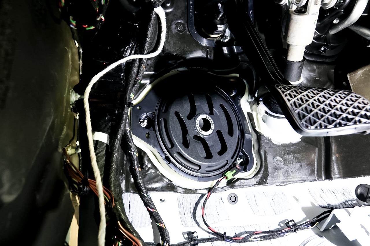Mercedes-W205-Match-Sound-Upgrade-Hifi 1